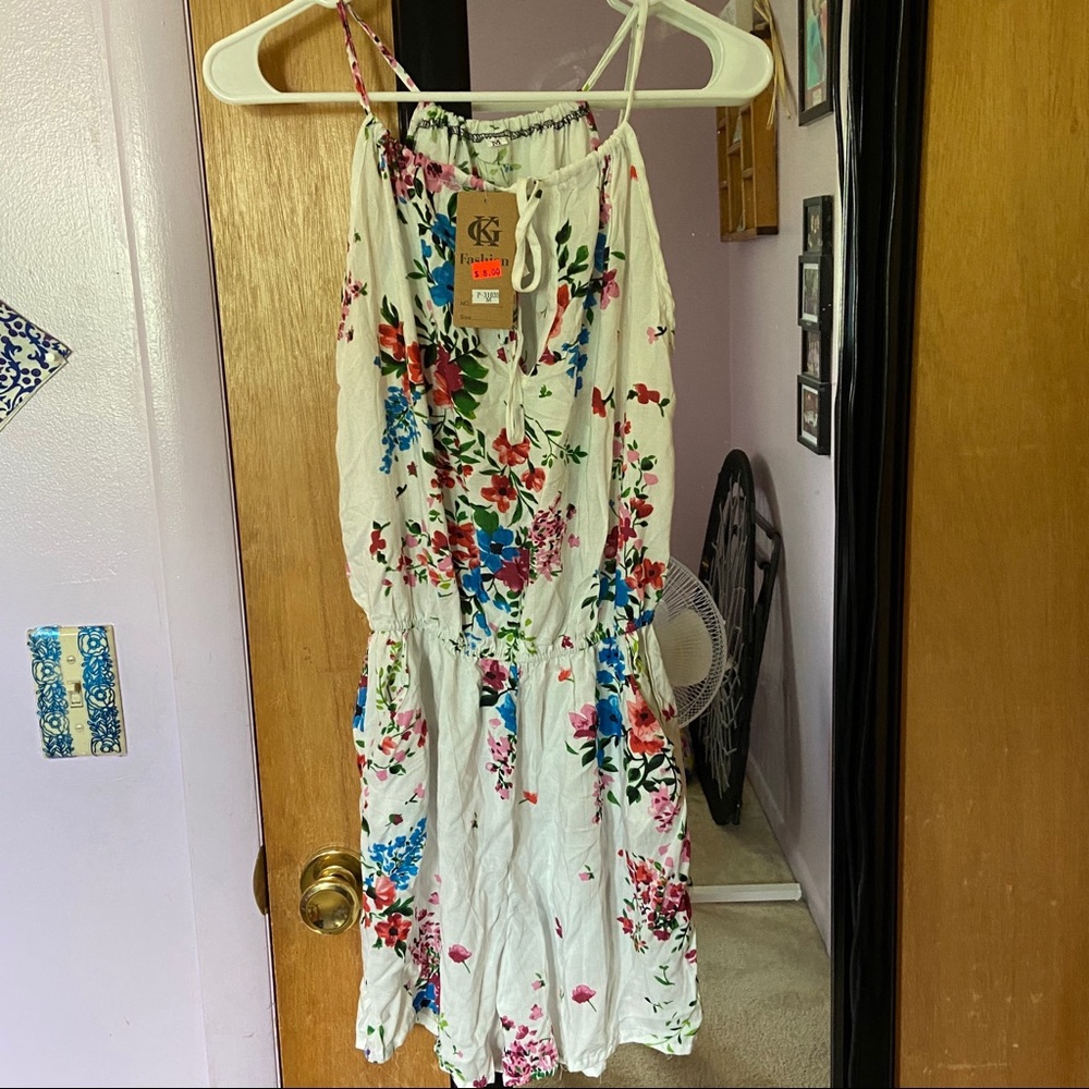 NEVER WORN NWT White Floral Romper